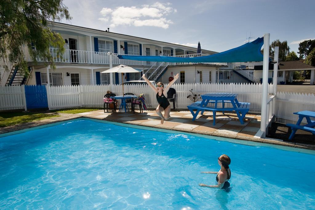 Boundary Court Motor Inn Гамильтон Экстерьер фото